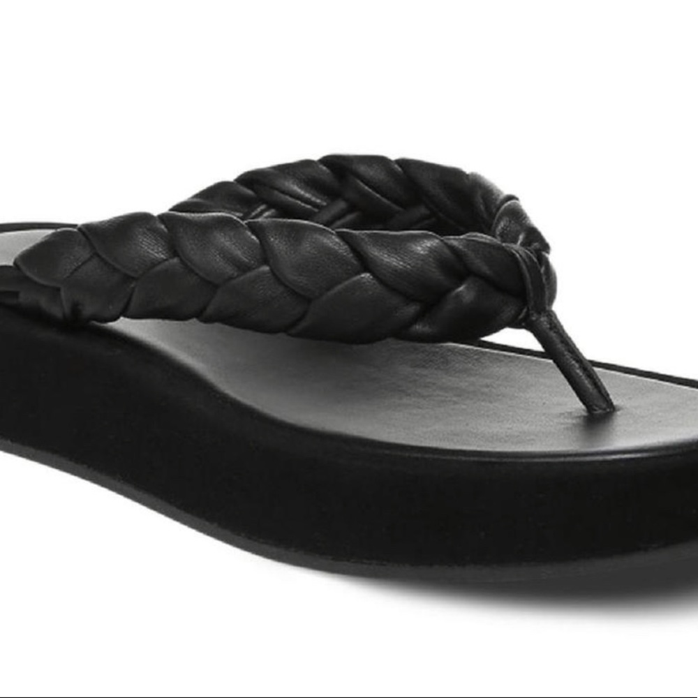 New in box Nita leather sandals by Vince.